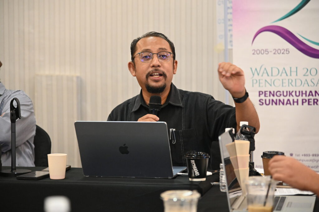 pejabat wadah